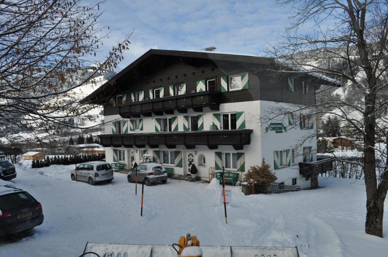 Das Christine Appartement Brixen im Thale Exterior photo